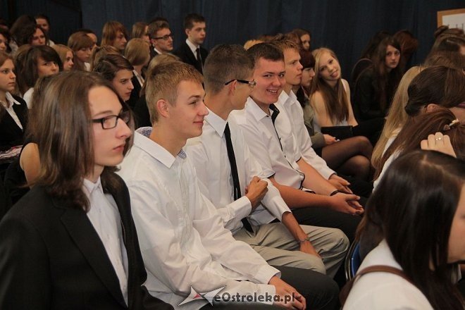 Zakończenie roku szkolnego w I LO w Ostrołęce [28.06.2013] - zdjęcie #16 - eOstroleka.pl