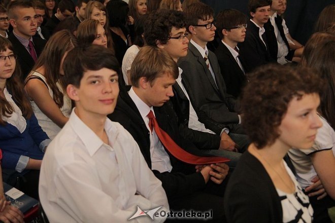Zakończenie roku szkolnego w I LO w Ostrołęce [28.06.2013] - zdjęcie #6 - eOstroleka.pl
