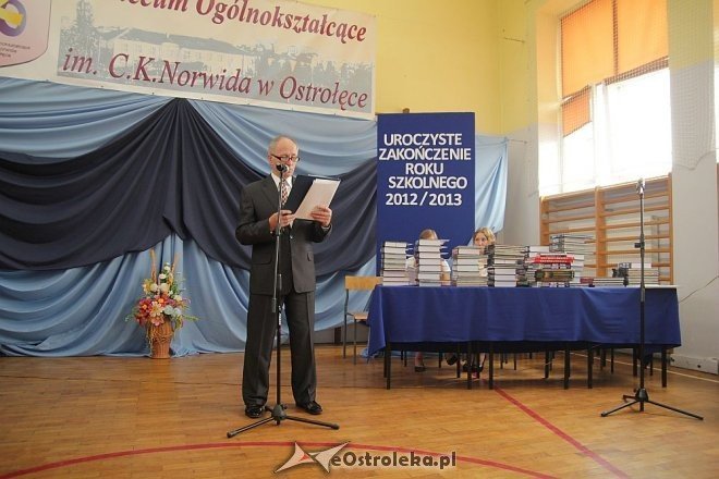 Zakończenie roku szkolnego w II LO w Ostrołęce [28.06.2013] - zdjęcie #36 - eOstroleka.pl