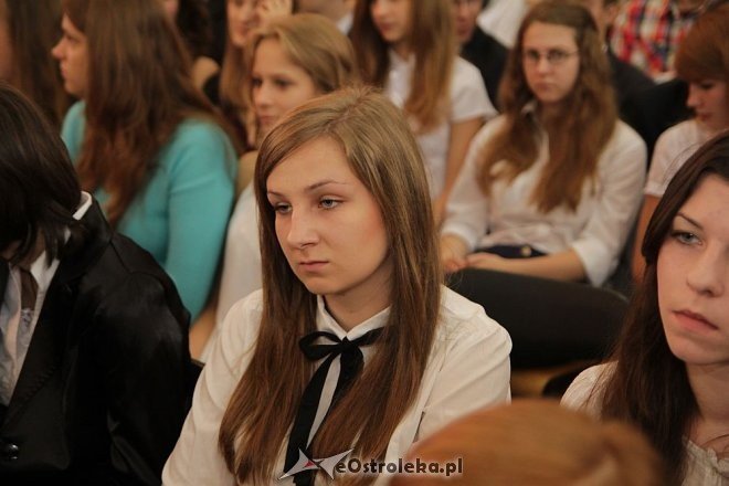 Zakończenie roku szkolnego w II LO w Ostrołęce [28.06.2013] - zdjęcie #24 - eOstroleka.pl