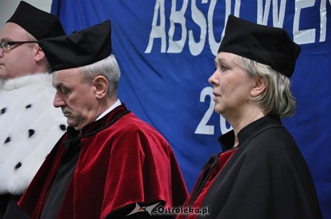 WSES: Uroczyste Wręczenie Dyplomów Ukończenia Studiów [30.06.2013] - zdjęcie #3 - eOstroleka.pl