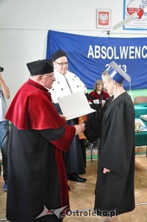WSES: Uroczyste Wręczenie Dyplomów Ukończenia Studiów [30.06.2013] - zdjęcie #17 - eOstroleka.pl