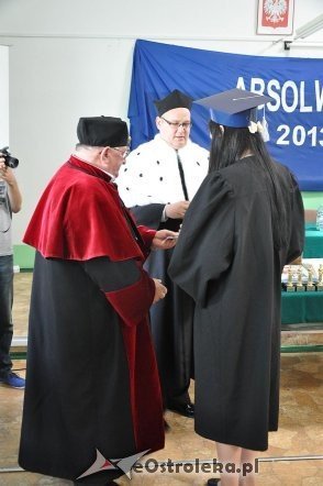 WSES: Uroczyste Wręczenie Dyplomów Ukończenia Studiów [30.06.2013] - zdjęcie #15 - eOstroleka.pl