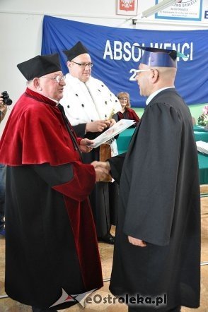 WSES: Uroczyste Wręczenie Dyplomów Ukończenia Studiów [30.06.2013] - zdjęcie #11 - eOstroleka.pl