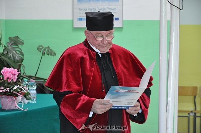 WSES: Uroczyste Wręczenie Dyplomów Ukończenia Studiów [30.06.2013] - zdjęcie #20 - eOstroleka.pl