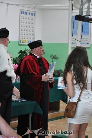 WSES: Uroczyste Wręczenie Dyplomów Ukończenia Studiów [30.06.2013] - zdjęcie #10 - eOstroleka.pl