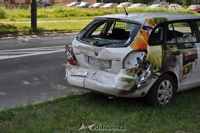Kolizja na ul. Gorbatowa [03.07.2013] - zdjęcie #20 - eOstroleka.pl