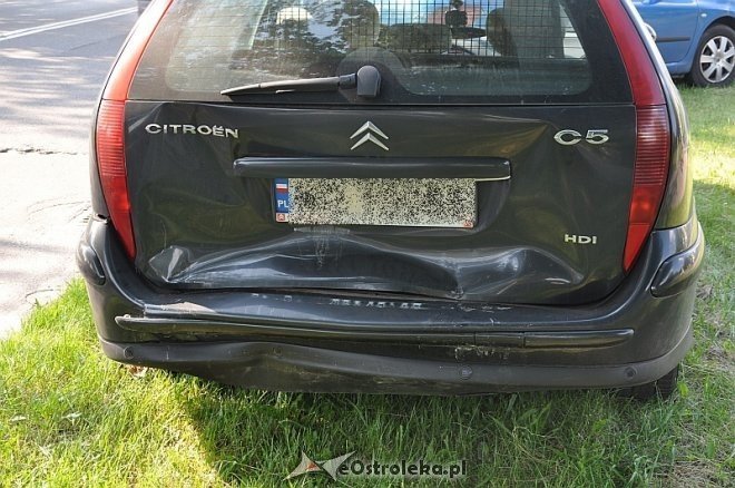 Kolizja na ul. Gorbatowa [03.07.2013] - zdjęcie #14 - eOstroleka.pl