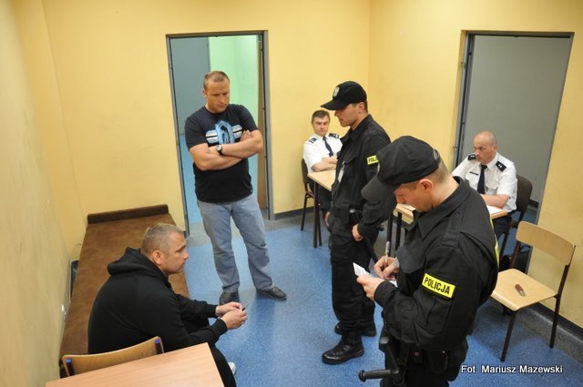 Policyjny „Czar par” - zdjęcie #4 - eOstroleka.pl