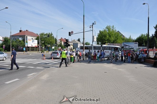 Wypadek na skrzyżowaniu ul. Bogusławskiego i ul. Piłsudskiego [05.07.2013] - zdjęcie #1 - eOstroleka.pl
