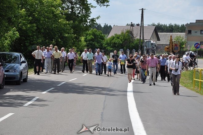 Uroczyste otwarcie mostu Łęgu Starościńskim i prawie 23 km dróg w gminie Lelis [05.07.2013] - zdjęcie #12 - eOstroleka.pl