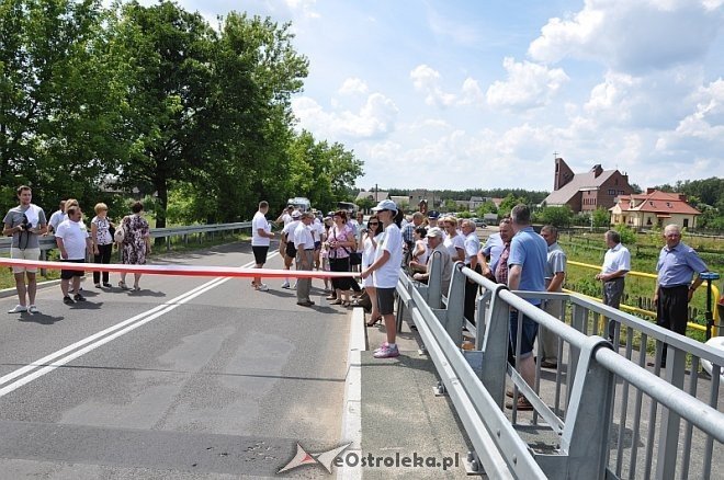 Uroczyste otwarcie mostu Łęgu Starościńskim i prawie 23 km dróg w gminie Lelis [05.07.2013] - zdjęcie #56 - eOstroleka.pl