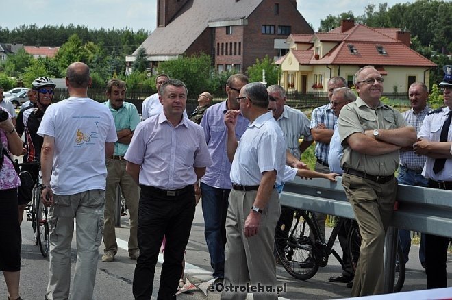 Uroczyste otwarcie mostu Łęgu Starościńskim i prawie 23 km dróg w gminie Lelis [05.07.2013] - zdjęcie #54 - eOstroleka.pl