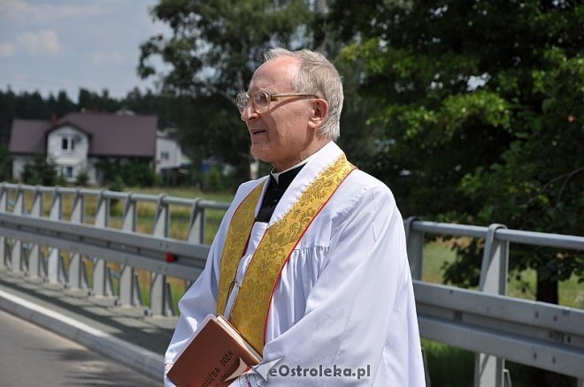 Uroczyste otwarcie mostu Łęgu Starościńskim i prawie 23 km dróg w gminie Lelis [05.07.2013] - zdjęcie #40 - eOstroleka.pl
