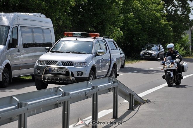 Uroczyste otwarcie mostu Łęgu Starościńskim i prawie 23 km dróg w gminie Lelis [05.07.2013] - zdjęcie #27 - eOstroleka.pl