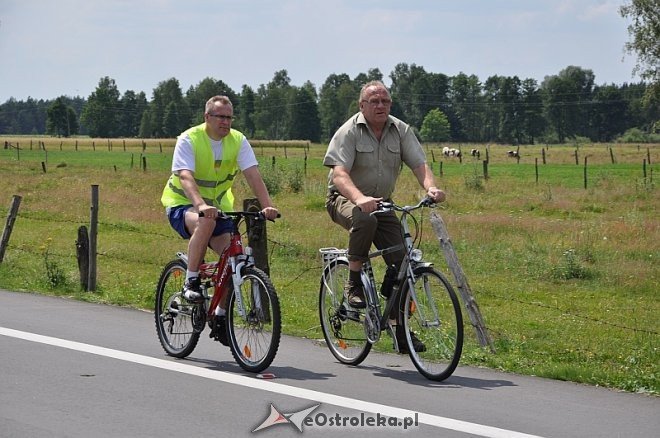 Uroczyste otwarcie mostu Łęgu Starościńskim i prawie 23 km dróg w gminie Lelis [05.07.2013] - zdjęcie #15 - eOstroleka.pl