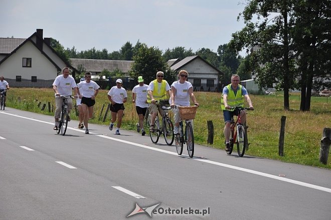 Uroczyste otwarcie mostu Łęgu Starościńskim i prawie 23 km dróg w gminie Lelis [05.07.2013] - zdjęcie #8 - eOstroleka.pl