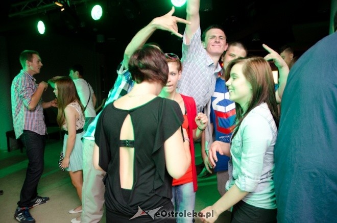 Piątkowa noc w klubie U Studentów [06.07.2013] - zdjęcie #14 - eOstroleka.pl
