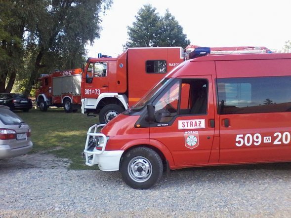 Akcja poszukiwania 19-latka zaginionego w miejscowości Smrock [10.07.2013] - zdjęcie #8 - eOstroleka.pl