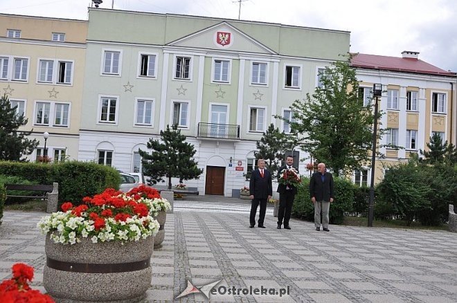 SLD: Hołd ofiarom zbrodni wołyńskiej [11.07.2013] - zdjęcie #8 - eOstroleka.pl