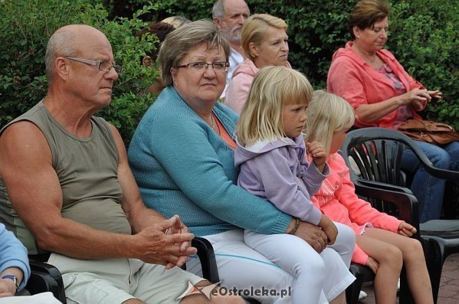 „Sztukmistrz Śpiewa” – recital Jana Kondraka w ramach ArtCzwartków [11.07.2013] - zdjęcie #7 - eOstroleka.pl