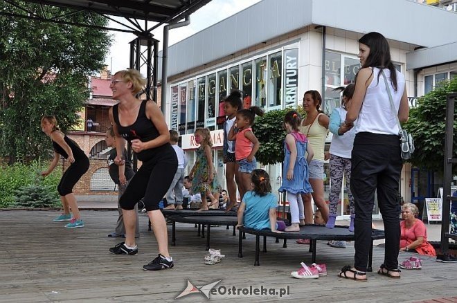 Ostrołęka: Wakacje z Zumbą [13.07.2013] - zdjęcie #47 - eOstroleka.pl