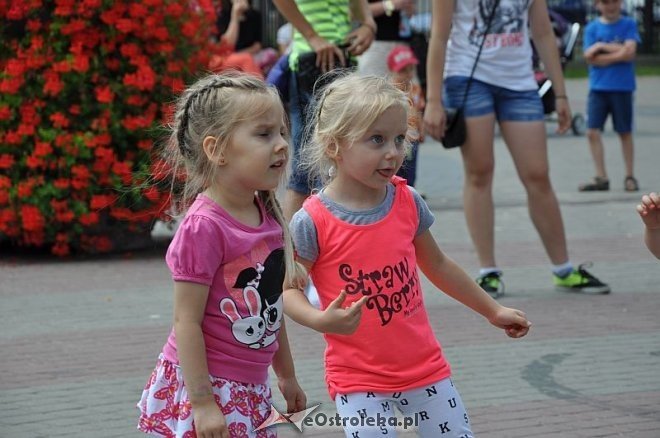 Ostrołęka: Wakacje z Zumbą [13.07.2013] - zdjęcie #45 - eOstroleka.pl