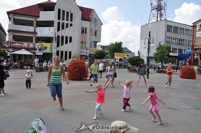 Ostrołęka: Wakacje z Zumbą [13.07.2013] - zdjęcie #20 - eOstroleka.pl