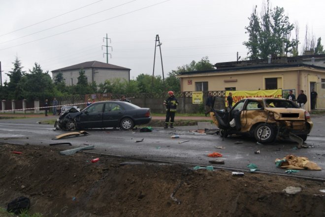 Żyrardów: Zderzenie pięciu samochodów [13.07.2013] - zdjęcie #7 - eOstroleka.pl