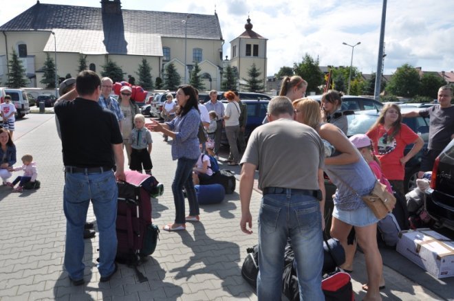 Dzieci i młodzież z Hufca ZHP Ostrołęka wyjechała na obóz [17.07.2013] - zdjęcie #12 - eOstroleka.pl