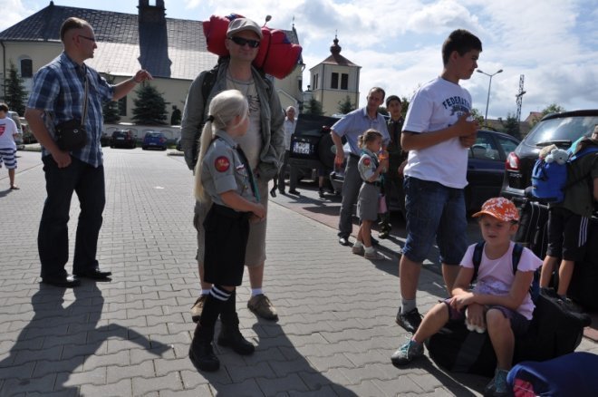 Dzieci i młodzież z Hufca ZHP Ostrołęka wyjechała na obóz [17.07.2013] - zdjęcie #2 - eOstroleka.pl