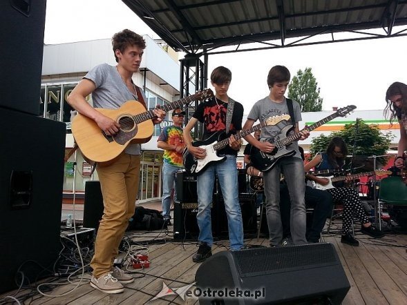 Koncert Mistrzów na scenie przy Kupcu [17.07.2013] - zdjęcie #12 - eOstroleka.pl