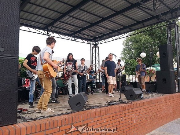 Koncert Mistrzów na scenie przy Kupcu [17.07.2013] - zdjęcie #7 - eOstroleka.pl