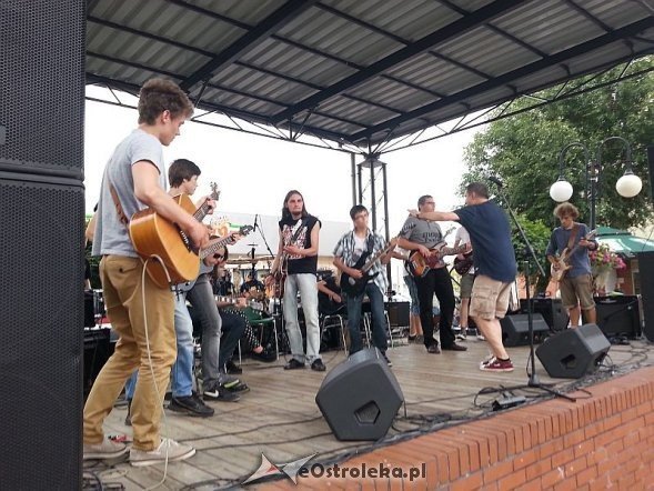 Koncert Mistrzów na scenie przy Kupcu [17.07.2013] - zdjęcie #2 - eOstroleka.pl