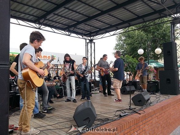 Koncert Mistrzów na scenie przy Kupcu [17.07.2013] - zdjęcie #1 - eOstroleka.pl