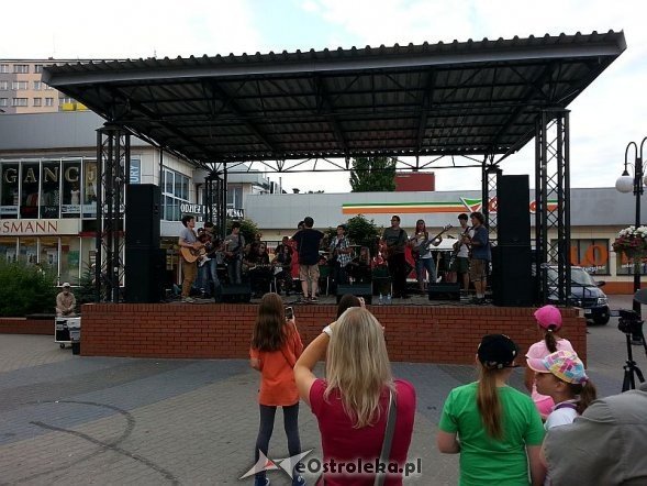 Koncert Mistrzów na scenie przy Kupcu [17.07.2013] - zdjęcie #26 - eOstroleka.pl