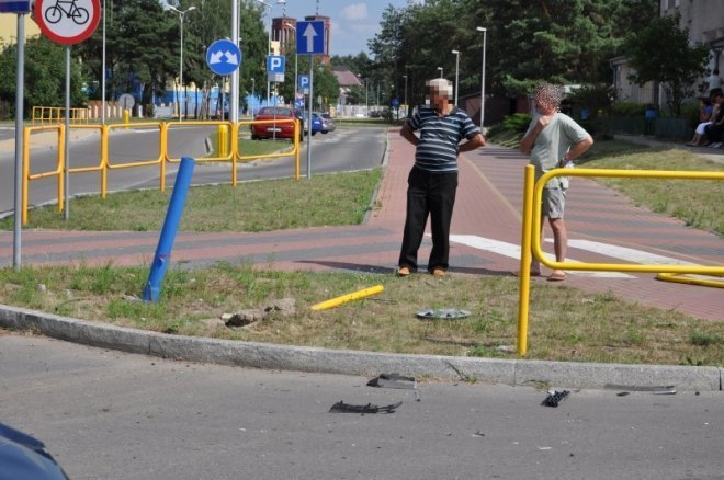 Kolizja na skrzyżowaniu ulic Korczaka i Poznańskiej [18.07.2013] - zdjęcie #4 - eOstroleka.pl