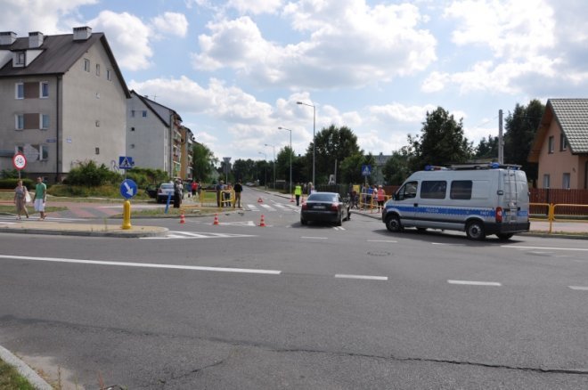 Kolizja na skrzyżowaniu ulic Korczaka i Poznańskiej [18.07.2013] - zdjęcie #2 - eOstroleka.pl