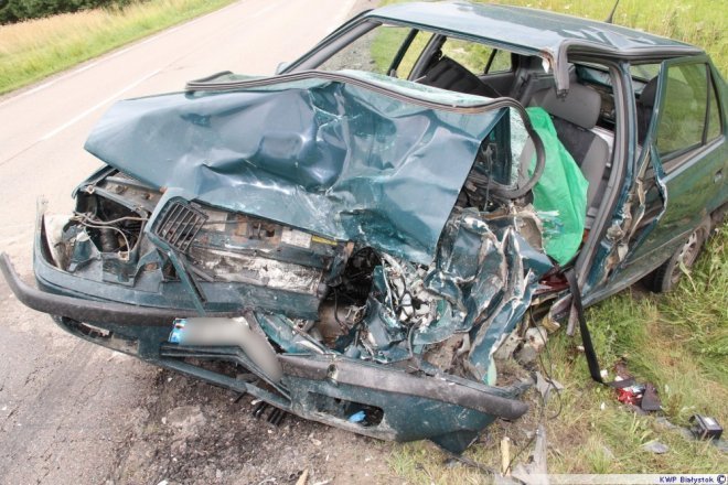 Kozińce: Śmiertelny wypadek na drodze krajowej 65 - zdjęcie #1 - eOstroleka.pl