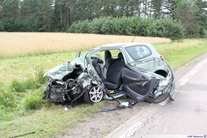Kozińce: Śmiertelny wypadek na drodze krajowej 65 - zdjęcie #3 - eOstroleka.pl
