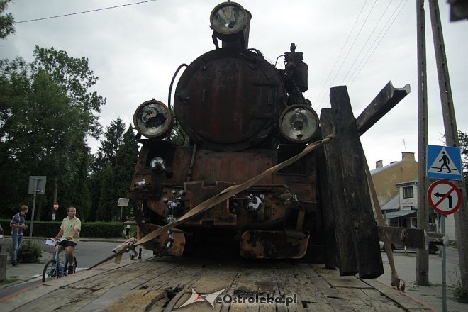 Zabytkowa lokomotywa już jest w Ostrołęce [19.07.2013] - zdjęcie #11 - eOstroleka.pl