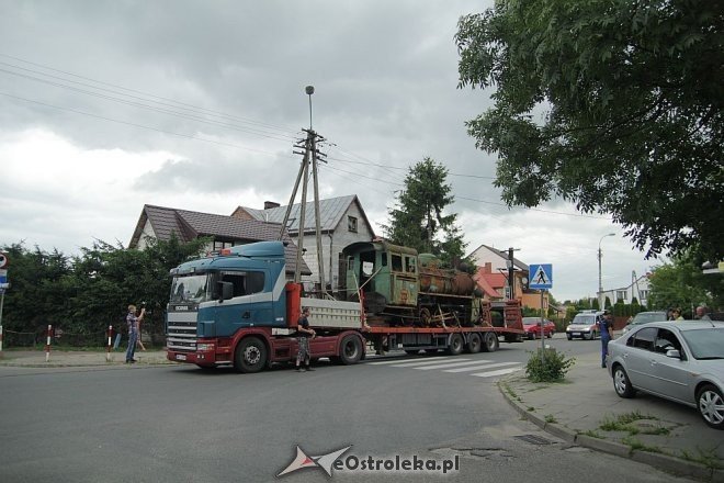 Zabytkowa lokomotywa już jest w Ostrołęce [19.07.2013] - zdjęcie #21 - eOstroleka.pl