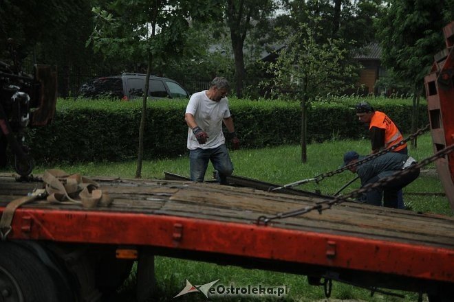Zabytkowa lokomotywa już jest w Ostrołęce [19.07.2013] - zdjęcie #27 - eOstroleka.pl