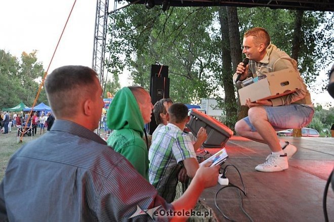 „Noc z gwiazdami pod gwiazdami” w Szarłacie [20.07.2013] - zdjęcie #168 - eOstroleka.pl