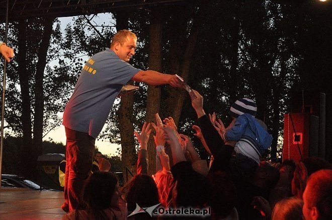 „Noc z gwiazdami pod gwiazdami” w Szarłacie [20.07.2013] - zdjęcie #120 - eOstroleka.pl