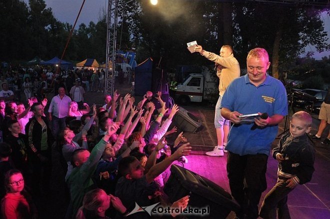 „Noc z gwiazdami pod gwiazdami” w Szarłacie [20.07.2013] - zdjęcie #148 - eOstroleka.pl