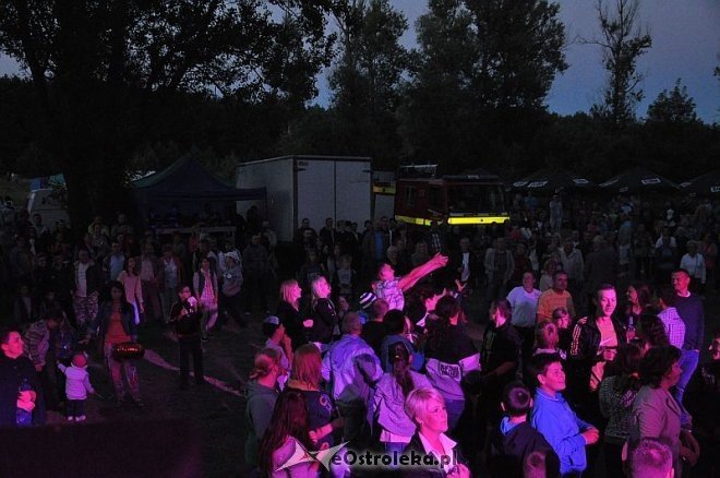 „Noc z gwiazdami pod gwiazdami” w Szarłacie [20.07.2013] - zdjęcie #143 - eOstroleka.pl
