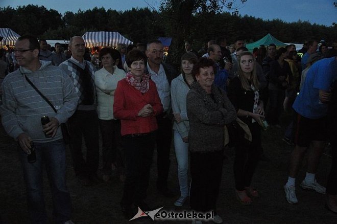 „Noc z gwiazdami pod gwiazdami” w Szarłacie [20.07.2013] - zdjęcie #133 - eOstroleka.pl