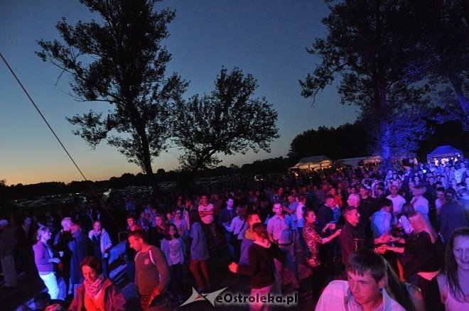 „Noc z gwiazdami pod gwiazdami” w Szarłacie [20.07.2013] - zdjęcie #106 - eOstroleka.pl