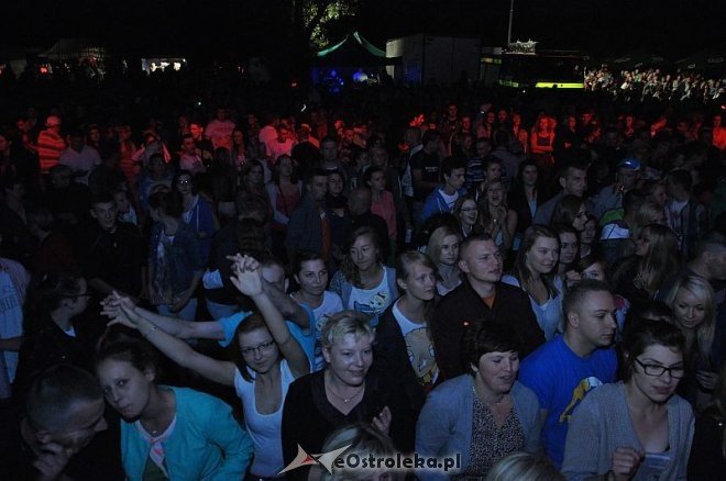 „Noc z gwiazdami pod gwiazdami” w Szarłacie [20.07.2013] - zdjęcie #61 - eOstroleka.pl